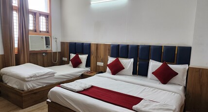 Hotel Bali Palace, Katra Room Type - Three bed Deluxe Room With Ac
