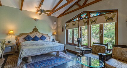 Ramsukh Resorts and Spa Room Type - Blue Heart with Bathtub Jacuzzi and Private Pool
