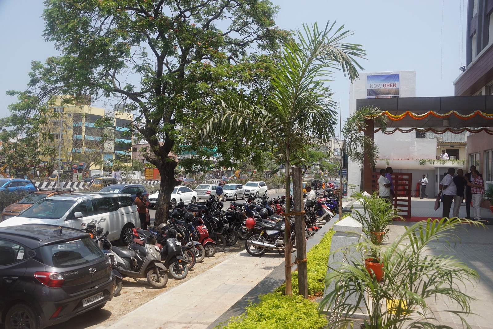 Raaj Bhaavan Clarks Inn , Chennai - Tap to explore photos