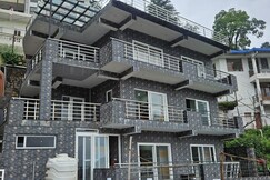 Camel S Backpackers Hostel