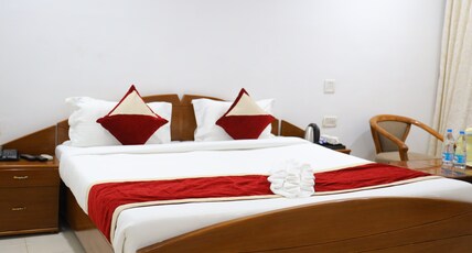 HOTEL SHREEKSHETRA INTERNATIONAL Room Type - Deluxe AC Room