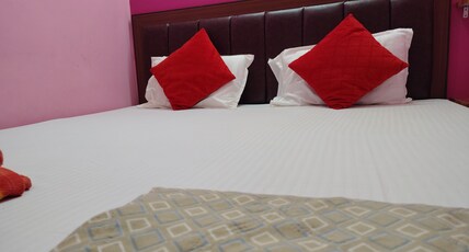 Sri Rudra Homestay Room Type - Bedroom 3