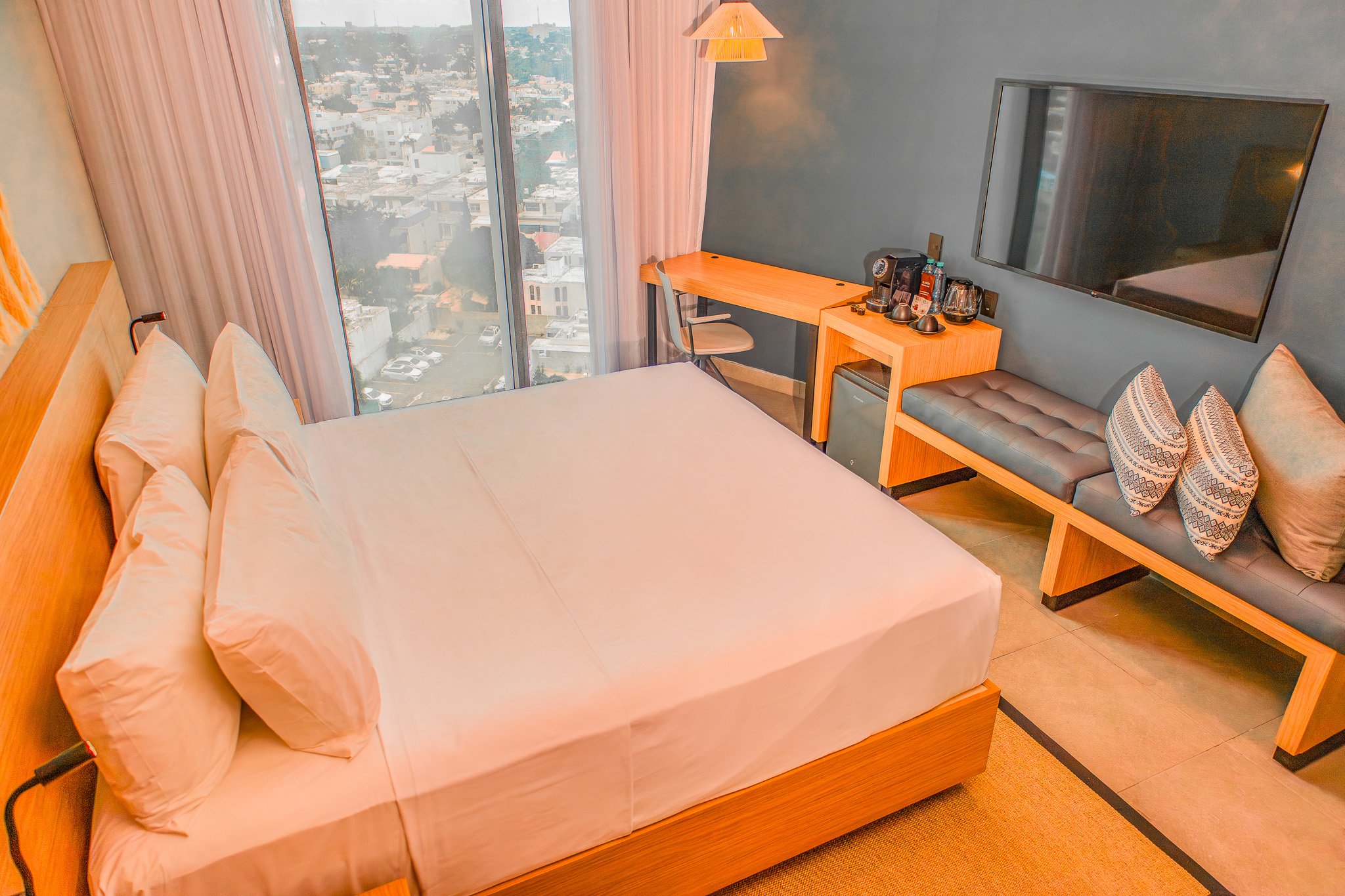 Crowne Plaza MERIDA by IHG - Tap to explore photos