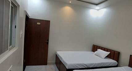 Hotel shree Bharti Room Type - Bedroom 2nd floor