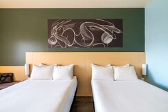 ibis Queretaro