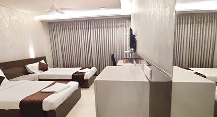 PPH Living Neermala Residency Townhall Room Type - Deluxe Twin Room