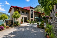 Damyanti Hotel And Resort