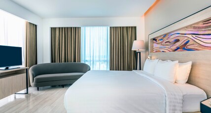 Novotel Phuket City Phokeethra Room Type - Executive Suite