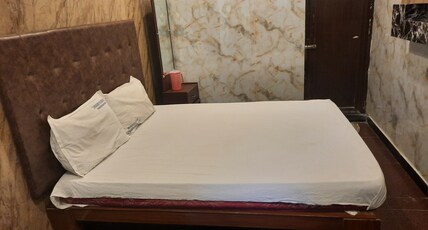 CHINNASAMY RESIDENCY Room Type - Standard Non Ac Double bed