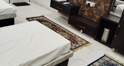 MSD home stay Room Type - 105 Triple Bed