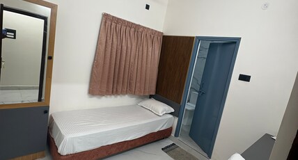 Hotel Dhanwik Room Type - Standard Single NON AC Room