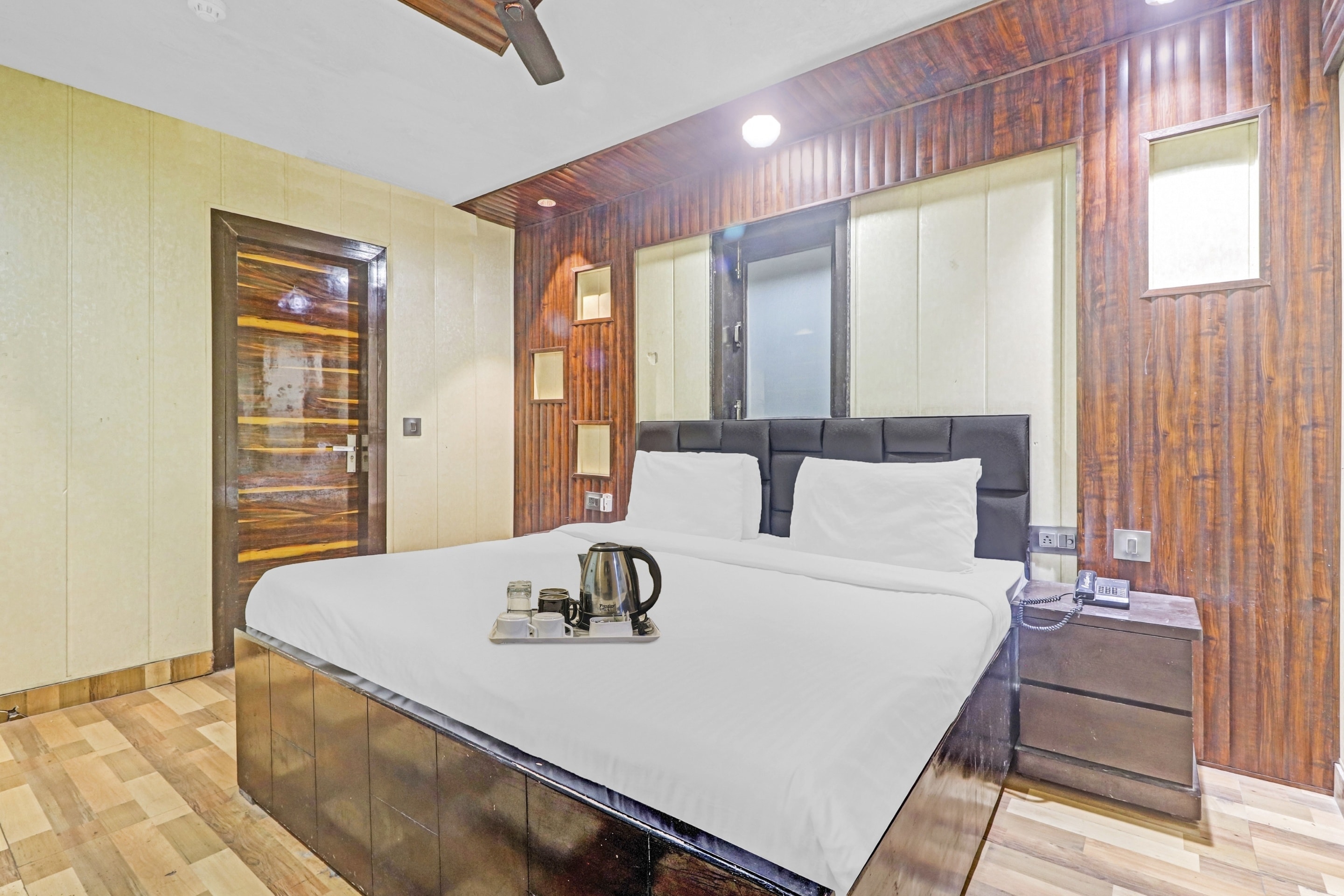 Hotel O Bhavya Residency - Tap to explore photos