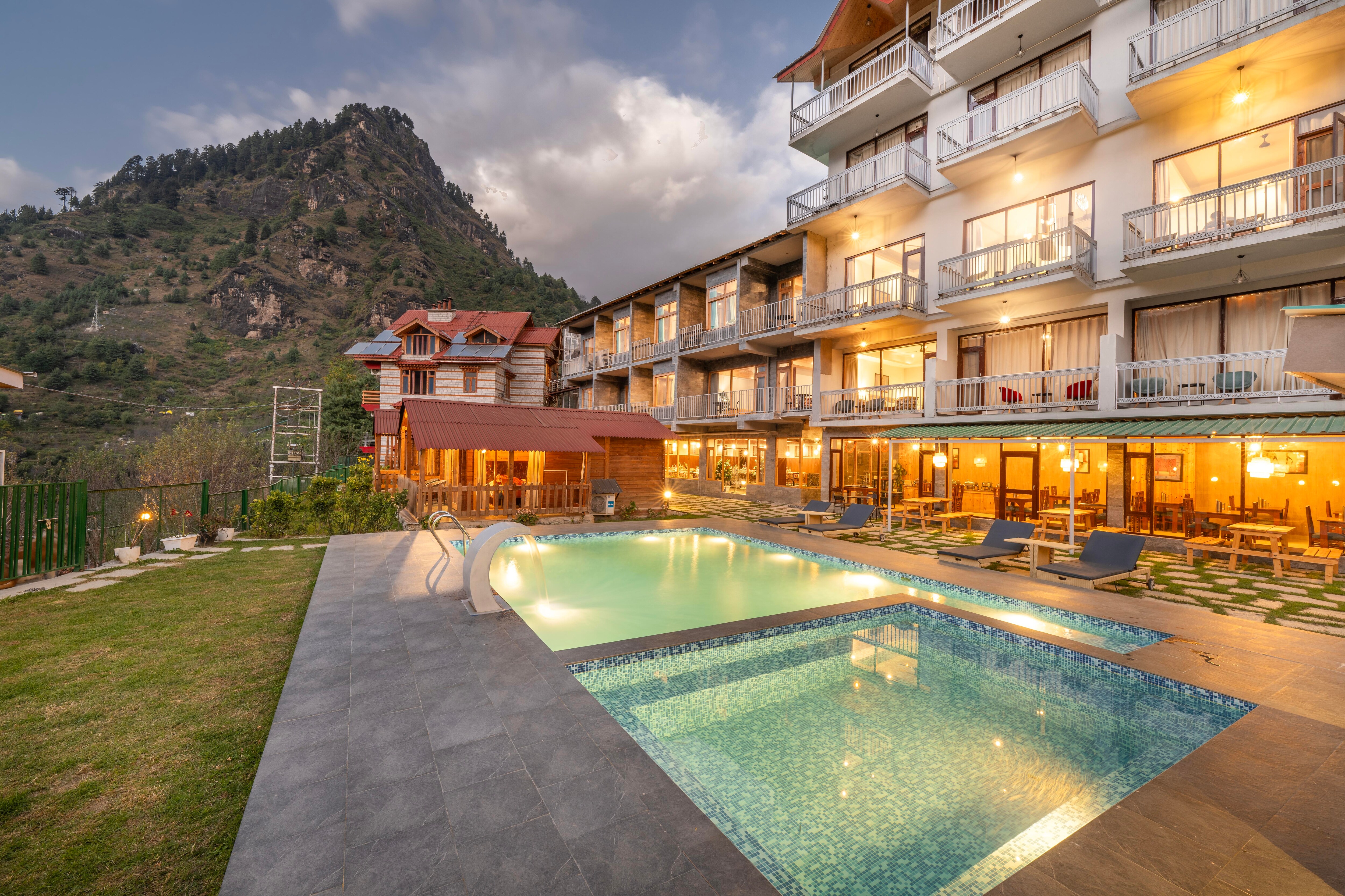 Echor Himalayan Heights Luxe Resort & Spa - Tap to explore photos