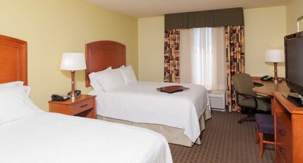 Hampton Inn by Hilton MACOMB Room Type - 2QN MOB HEARING ACC TUB NS