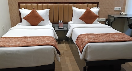 Grand Country Stay Room Type - Deluxe Twin Room Grand Country Stay Room Type - Deluxe Twin Room