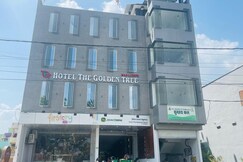 HOTEL THE GOLDEN TREE