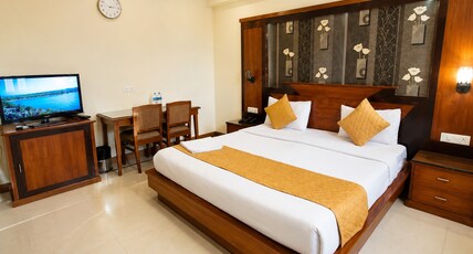 Vibe Vacation Hotel, Visakhapatnam Stay in the Heart of the City Room Type - Business Room with King Bed Vibe Vacation Hotel, Visakhapatnam Stay in the Heart of the City Room Type - Business Room with King Bed