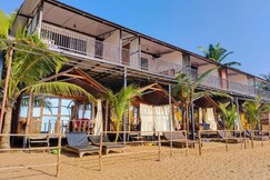 Madhu Beach Huts Agonda
