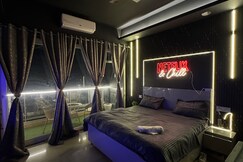 Perfect for Netflix   chill in Homzy FEEL AT HOME