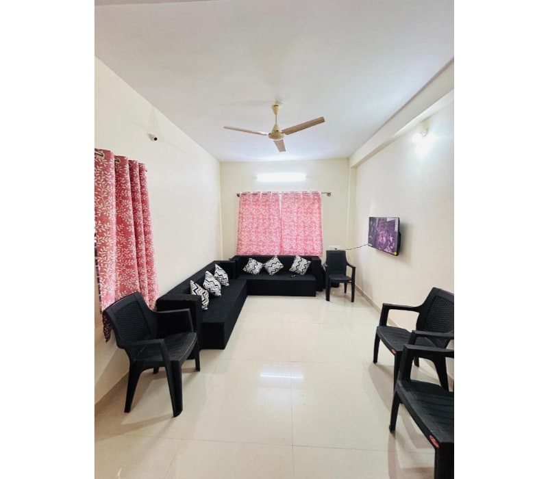 ELITE HOMES - Tap to explore photos