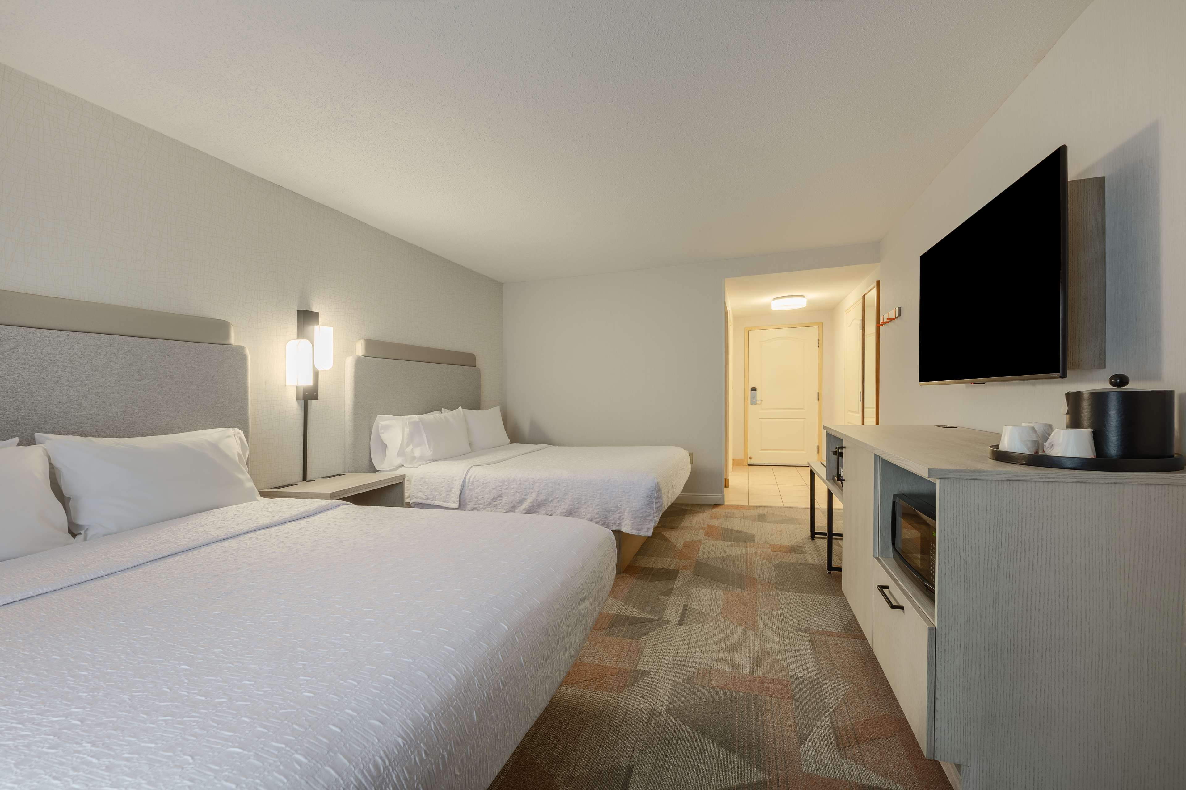 Hampton Inn & Suites by Hilton Moncton - Tap to explore photos