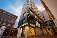 Hotel Kanishka Inn