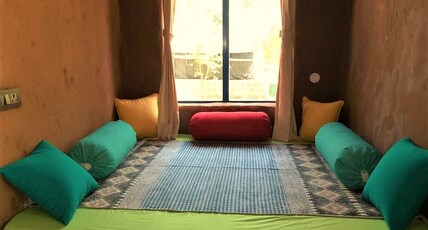Camp Hornbill Room Type - Yuhina (Unique Mud Cottage) - River View
