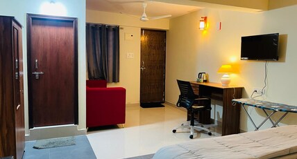 Zivo Stays, Jubilee Hills Room Type - Large Studio Zivo Stays, Jubilee Hills Room Type - Large Studio