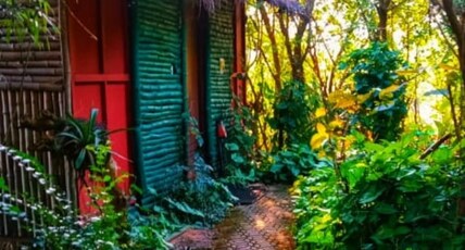 Koomankolly Heritage Retreat | A Forest Stay Room Type - Private Hut with Balcony