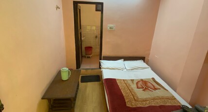 Hotel Abhiruchi Room Type - Deluxe Double Bed Room