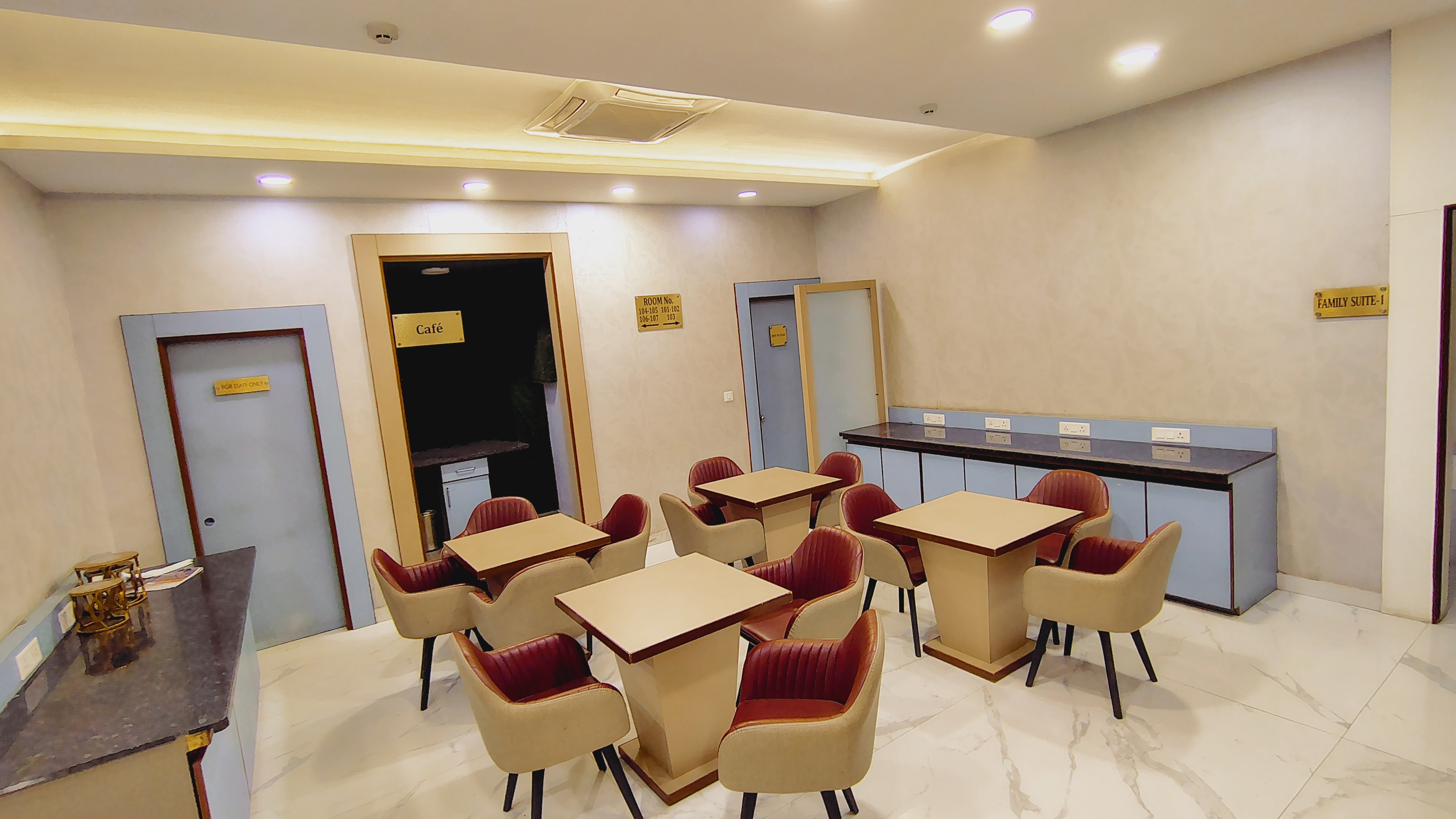 Western Blu Paschim Vihar - Tap to explore photos