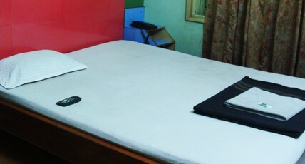 Natraj Hotel Room Type - Deluxe Non A/C