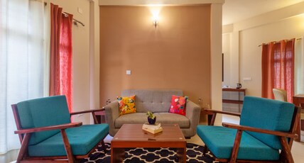Treebo Vrindavan, 3 Km From Madikeri Fort Room Type - Spacious Premium Room with Balcony & Living Room