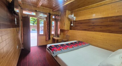 Regal Retreat Resort - A Mixture of Glamp & Tree House Room Type - Deluxe Room surrounded by Apple orchard Regal Retreat Resort - A Mixture of Glamp & Tree House Room Type - Deluxe Room surrounded by Apple orchard