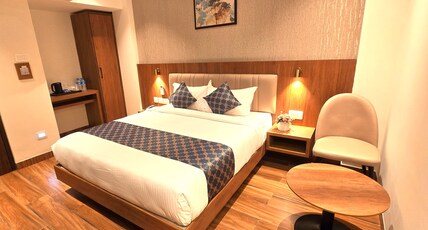 Hotel Liza Royale near Chennai Central Railway Station Room Type - Standard Room