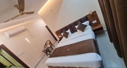 HOTEL URBAN RESIDENCY Room Type - Executive Room