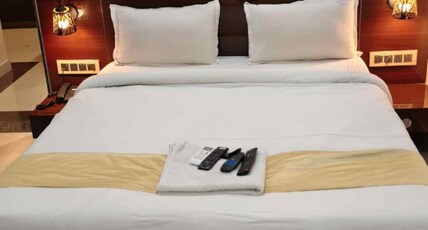 Hotel Itagi Square, Bijapur Room Type - Deluxe Room Ac