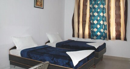 Ankur Hotel Room Type - Deluxe Room