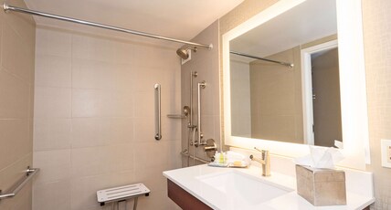 DoubleTree Suites by Hilton Atlanta - Galleria Room Type - 1KG MOB HEAR ACC RI-SHW NS