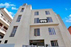 Hotel O Premium Rooms