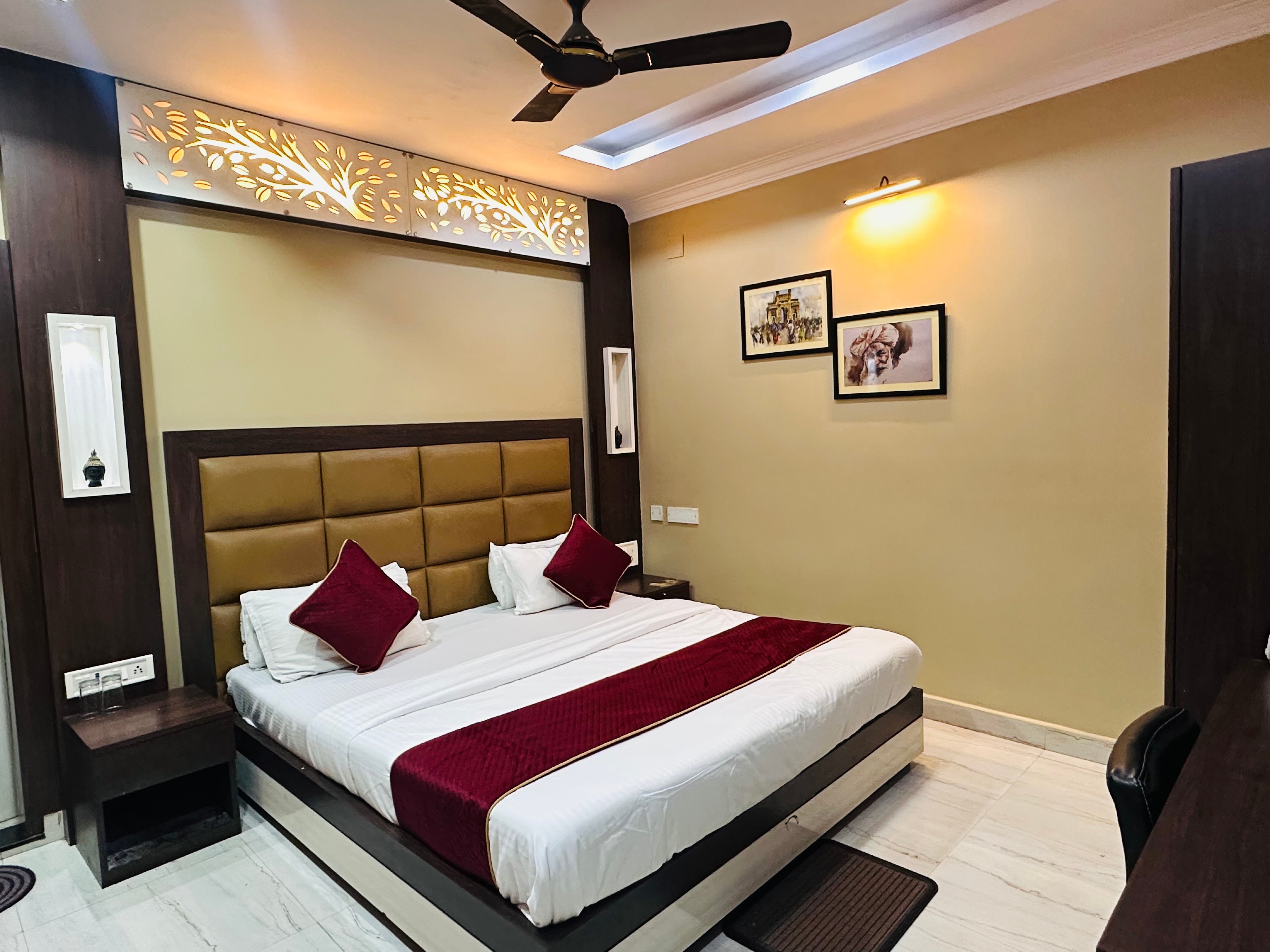 Dadas Villa Residency - Tap to explore photos