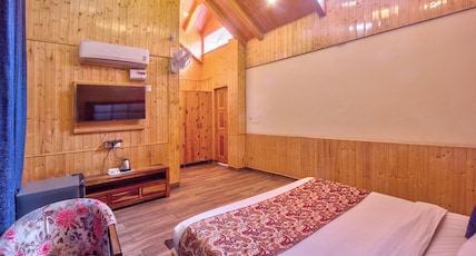 Hangout Resort & Spa By Panjtara Microbrewery & Restaurant Room Type - EXECUTIVE ROOM Hangout Resort & Spa By Panjtara Microbrewery & Restaurant Room Type - EXECUTIVE ROOM