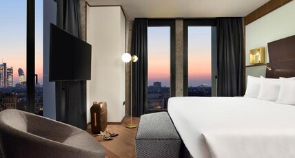 Milano Verticale | UNA Esperienze Room Type - Suite Double with Sofa Bed with View