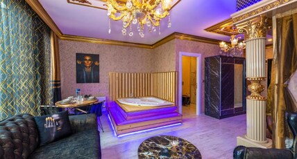 By Mesut Residence Room Type - King Suite