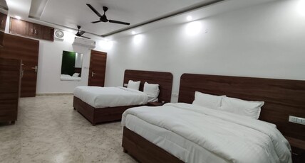 Lotustar Room Type - Family Room