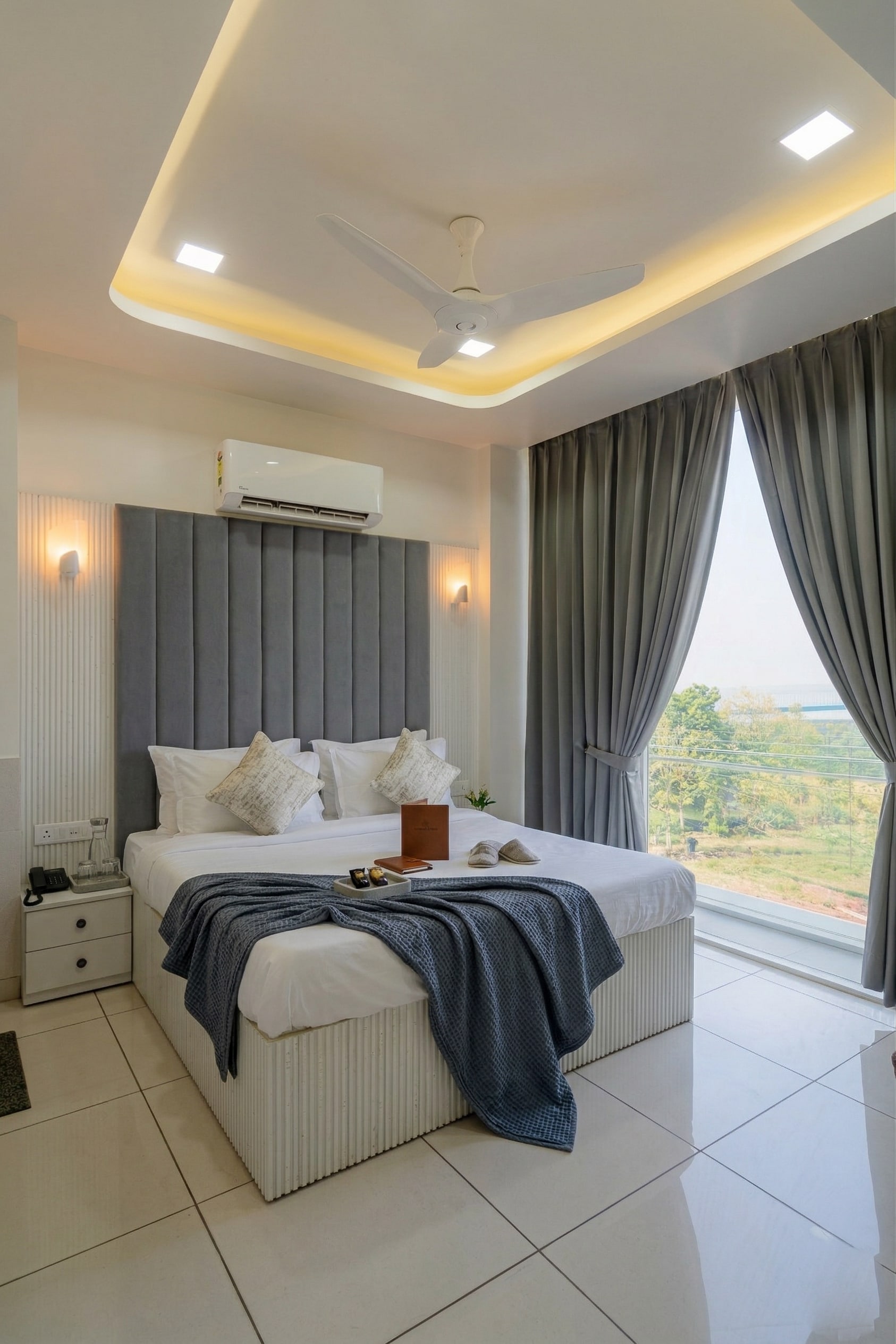 THE DIVENTAA HOTEL & SUITES - Tap to explore photos