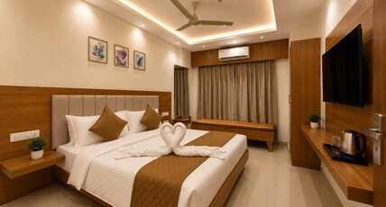 Hotel Akshat Prime Room Type - DELUXE ROOM