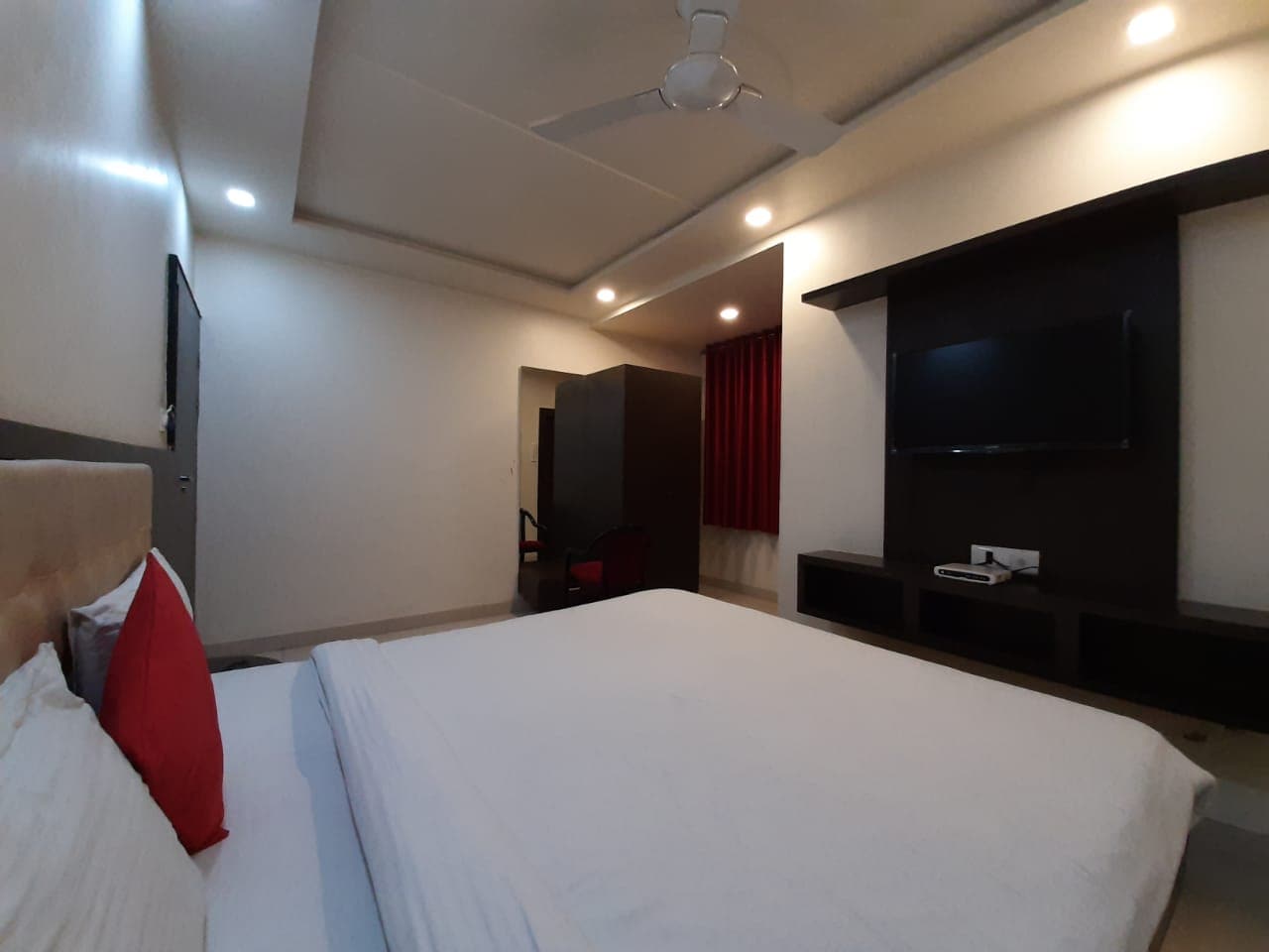 Hotel Saffron - Tap to explore photos