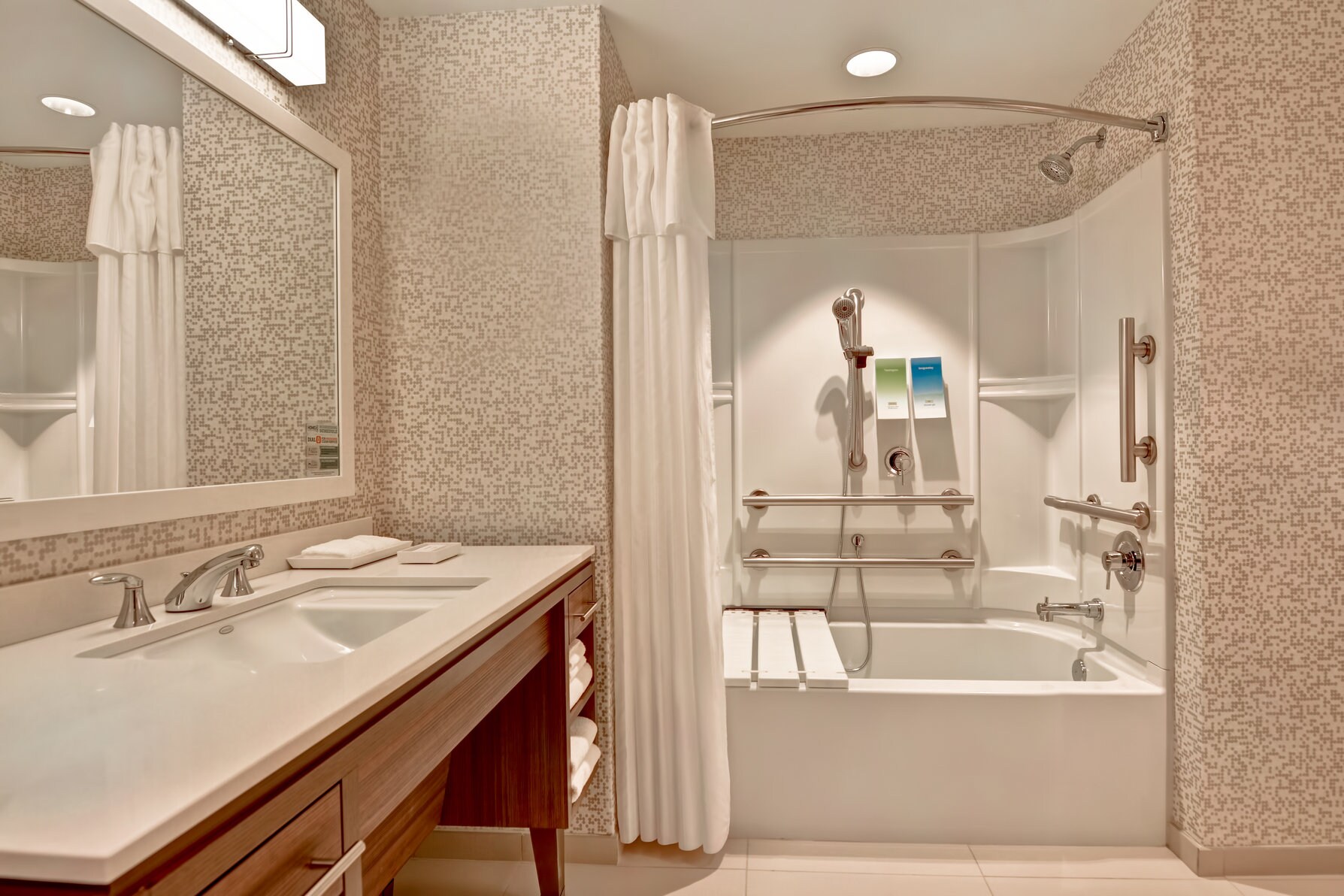 Home2 Suites by Hilton Naples I-75 Pine Ridge Road - Tap to explore photos