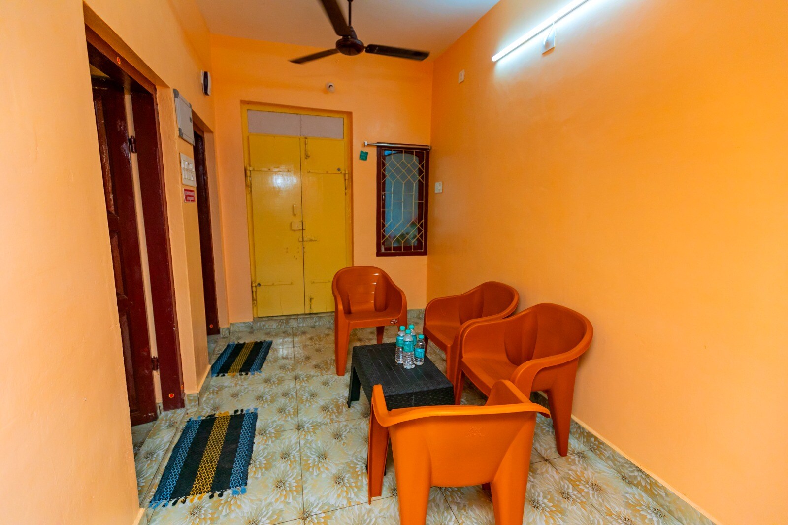 VSR HOME STAY - Tap to explore photos